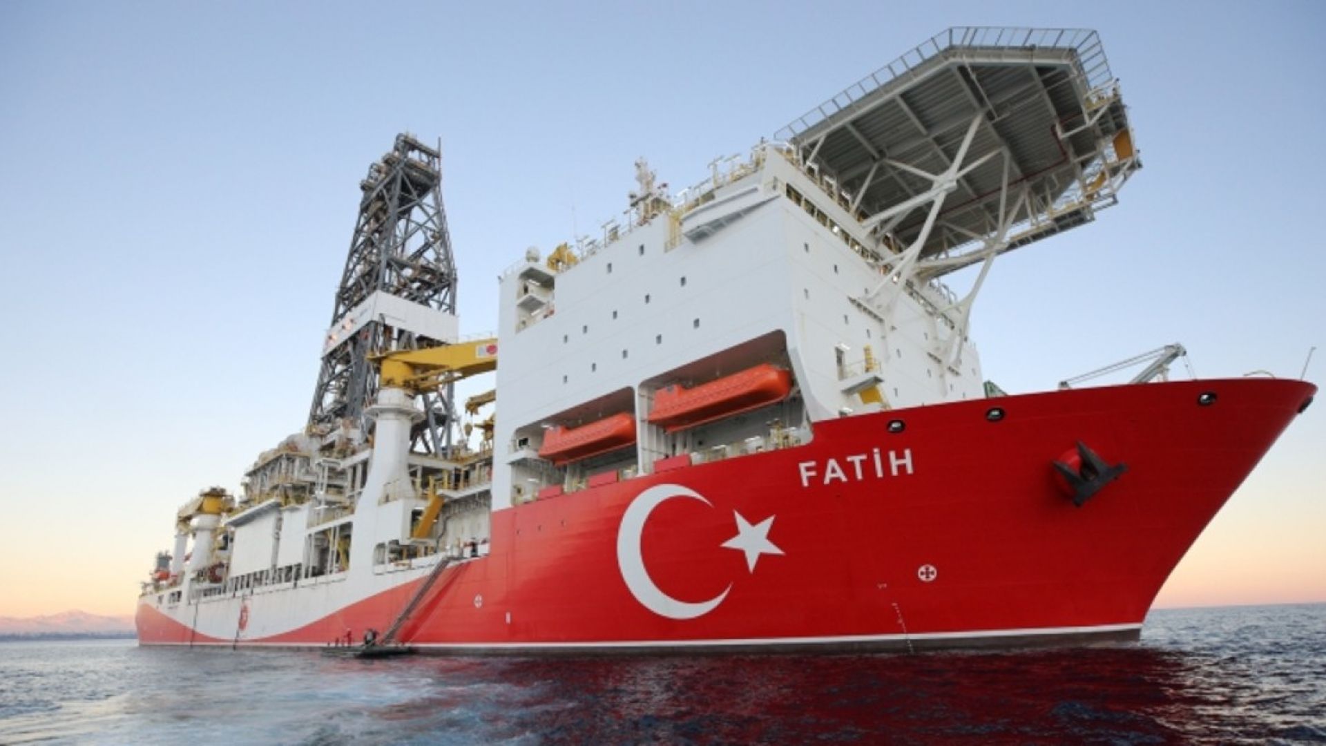 turkey mediterranean drilling ship
