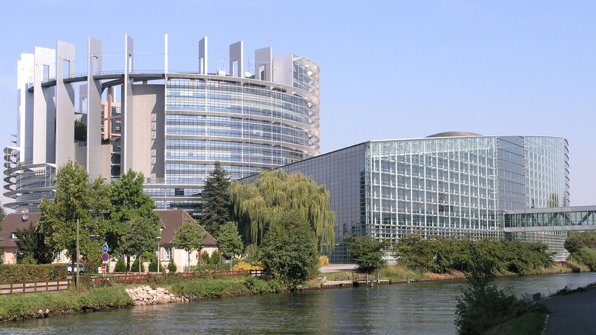 European-Parliament-building-Strasbourg-France