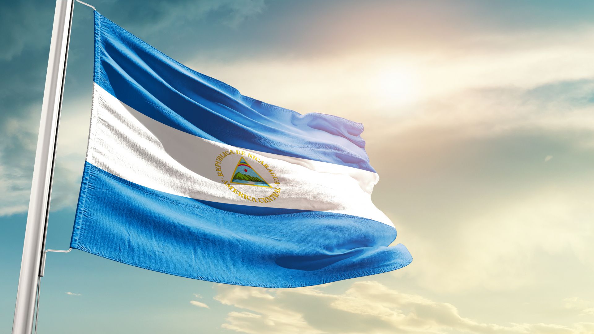 Nicaragua debate flag clouds