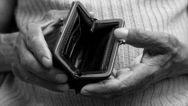 Social rights - End poverty - Unfair