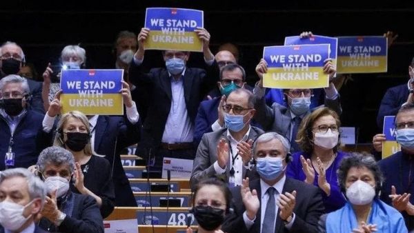 SD MEPs stand with Ukraine 
