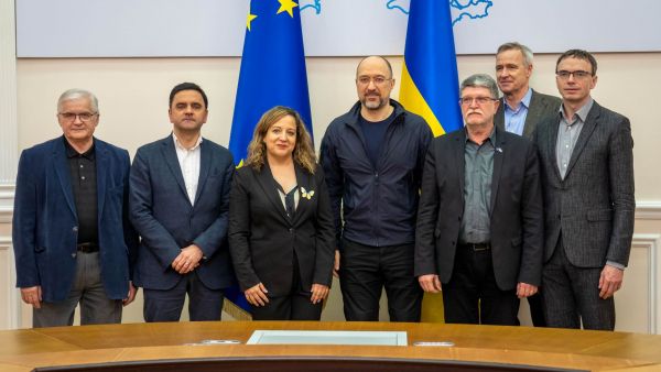 Image of Iratxe and MEPs in Ukraine