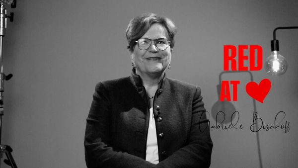red-at-heart-gaby-bischoff