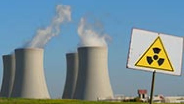 Financing projects in nuclear energy through the Juncker Investment Plan is nonsense, say S&amp;D Euro MPs,  Udo Bullmann, European Fund for Strategic Investment (EFSI) into the nuclear energy sector, Kathleen van Brempt, 