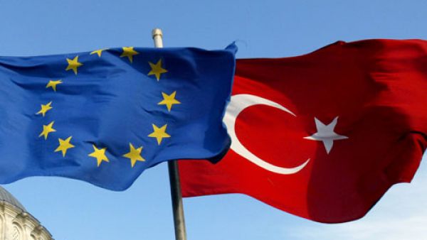 No link between EU-Turkey accession talks and refugee action plan, say S&Ds, S&D MEP and EP rapporteur Kati Piri , PKK´s return to violence, migration, asylum, Schengen area for Turkey, human rights in Turkey, No link between EU-Turkey accession talks and refugee action plan, say S&Ds, S&D MEP and EP rapporteur Kati Piri , PKK´s return to violence, migration, asylum, Schengen area for Turkey, human rights in Turkey,