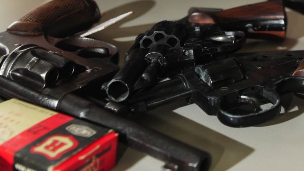S&Ds support compromise to increase security without criminalising legal users of firearms S&Ds support compromise to increase security without criminalising legal users of firearms