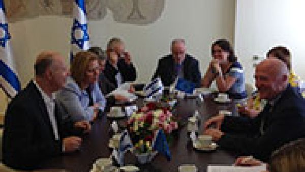 S&amp;Ds: A peaceful solution for the Israeli-Palestinian conflict could help fight against Daesh, S&amp;D MEPs Joseph Weidenholzer and Kati Piri, human rights, fight against terrorist movements like ISIS, two-state solution, UNRWA, 