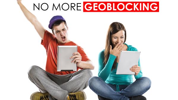 2 young people on ipads happy no more geo-blocking in EU