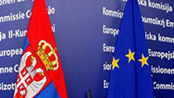 EU and Serbian flags