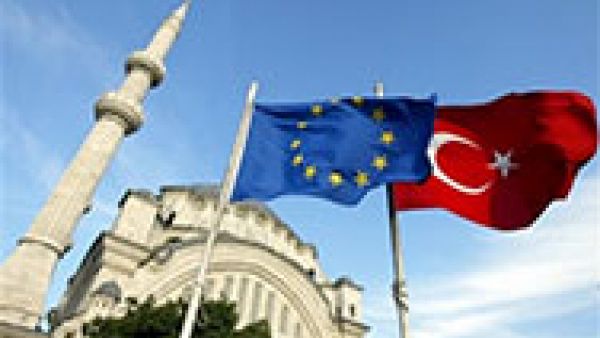 Pittella: S&D condemns coup attempt in Turkey but restoration of full democracy and rule of law still needed Pittella: S&D condemns coup attempt in Turkey but restoration of full democracy and rule of law still needed