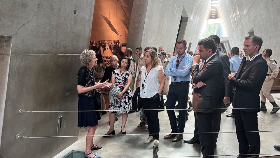 SD MEPs visit the Holocaust museum in the Yad Vashem Remembrance Center