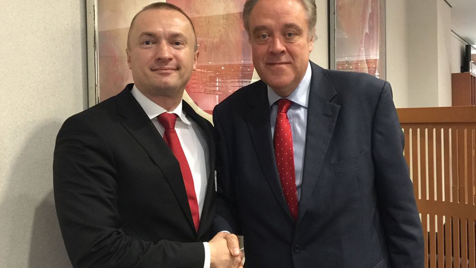 Bojan Pajtić, the President of the Democratic Party of Serbia and MEP Richard Howitt